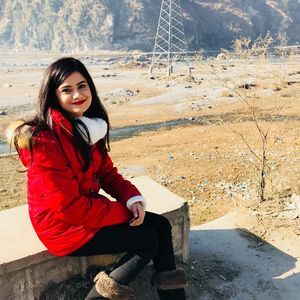 Meet your Posher, Ayesha